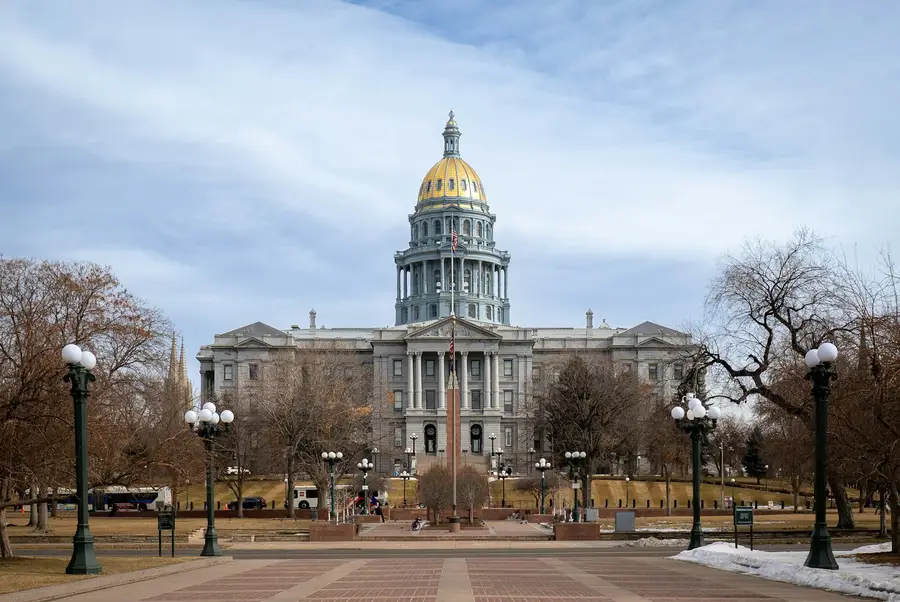 Colorado sends first US sports betting deposit cap to Polis