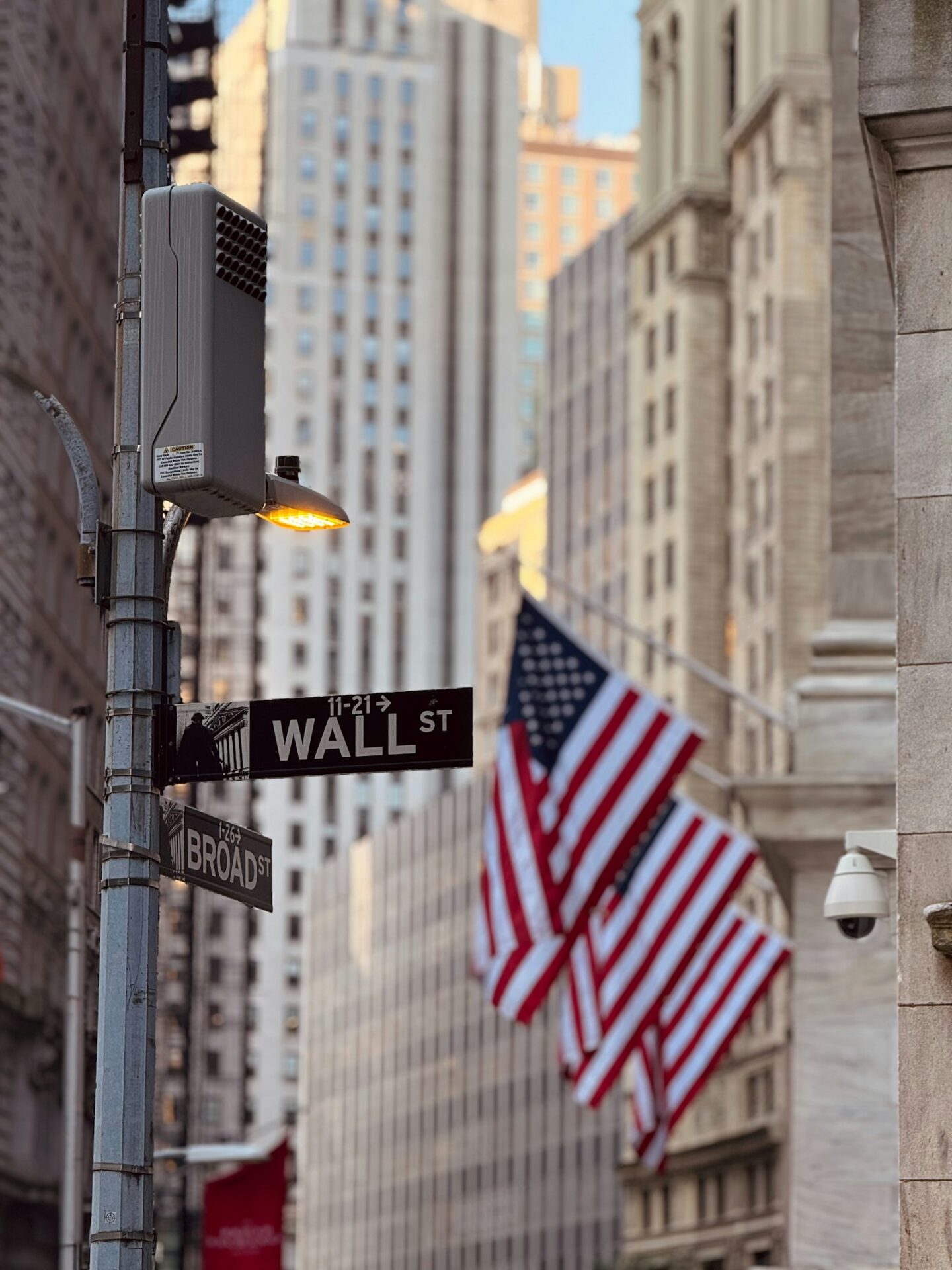 Wall Street trims DraftKings, Flutter Q1 estimates as US handle slips