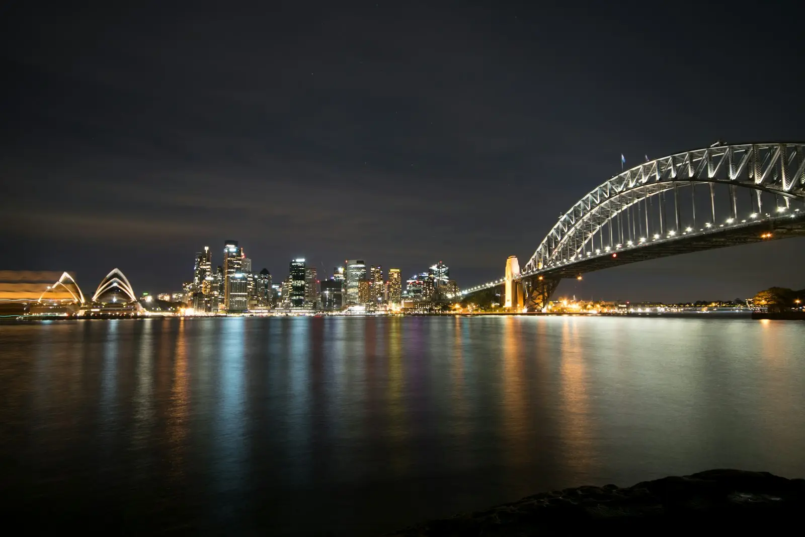 ACMA blocks 12 more illegal gambling sites in Australia