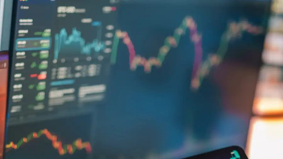 XRP to $2.80 by year-end 2026: the ETF-flow and CLARITY case