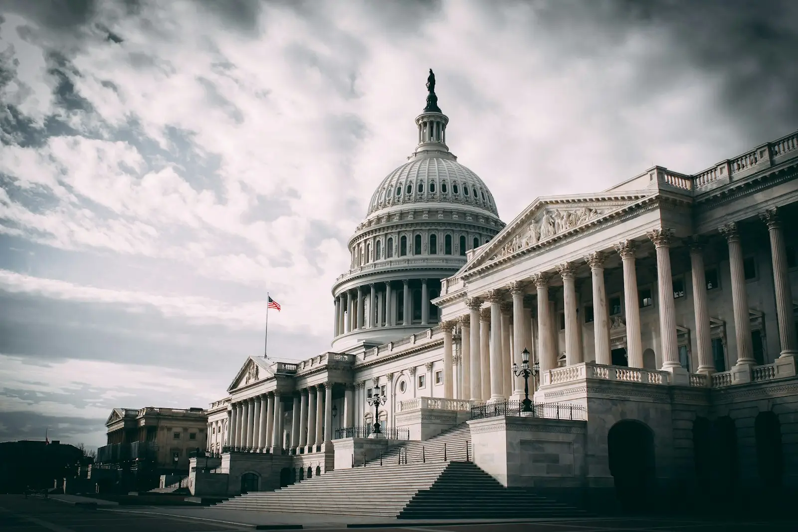 Polymarket 2026 midterms odds: are Democrats at 84¢ value?