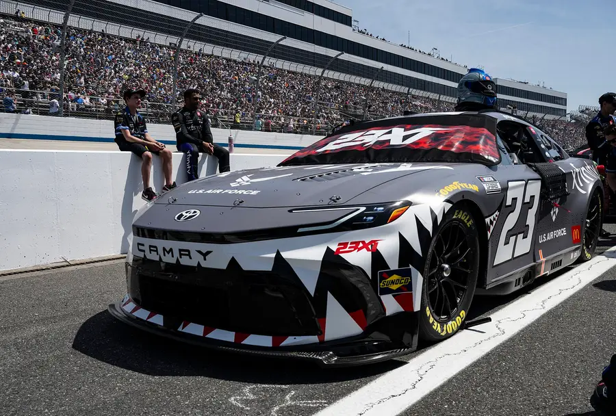 NASCAR Cup 2026 title odds: Hamlin +160 as playoffs near
