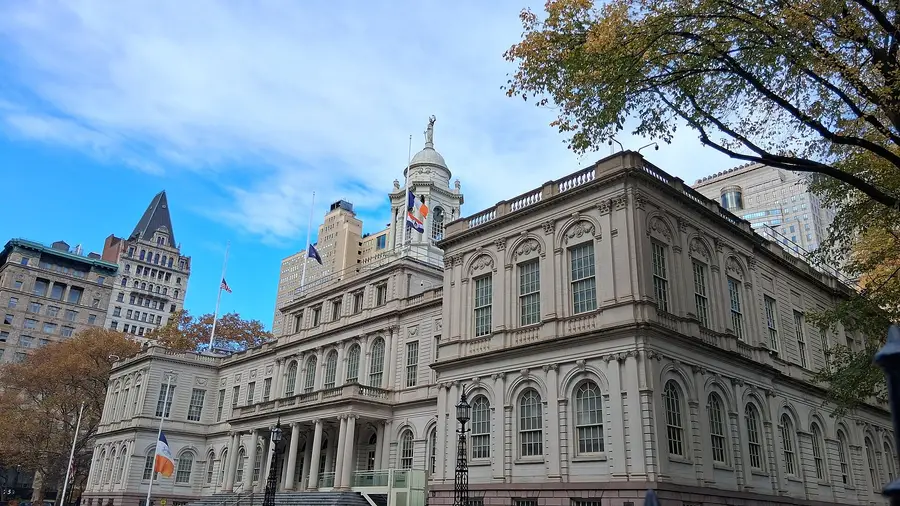 Polymarket NYC mayor odds: is Mamdani exit at 4.5¢ value?