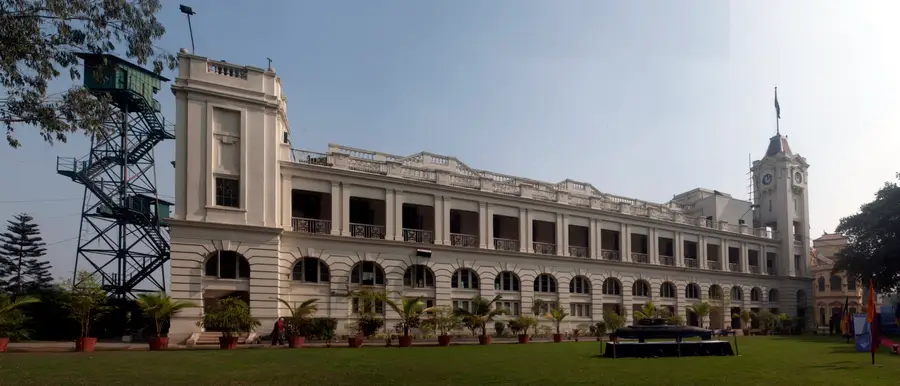 Calcutta betting: how an auction pool pays the field