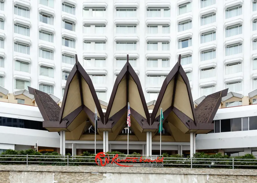 Genting plans a RM1.25 billion rights issue to cut debt